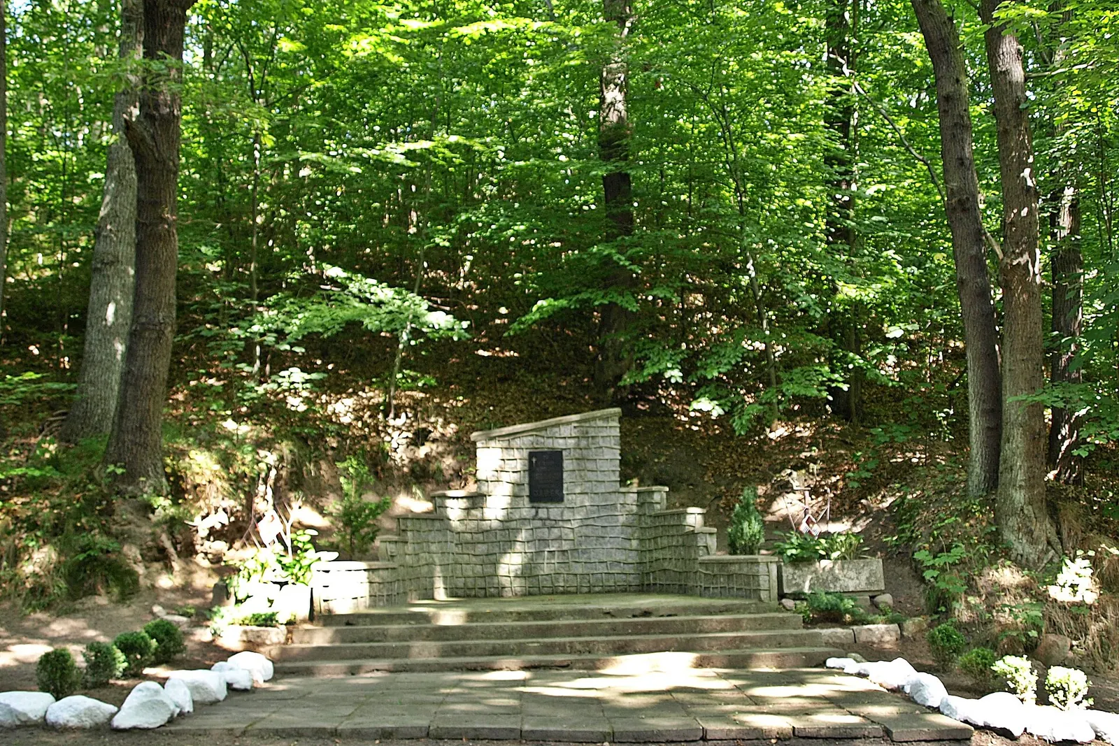 Pomnik płk. Stanisława Dąbka w Babich Dołach, 2013